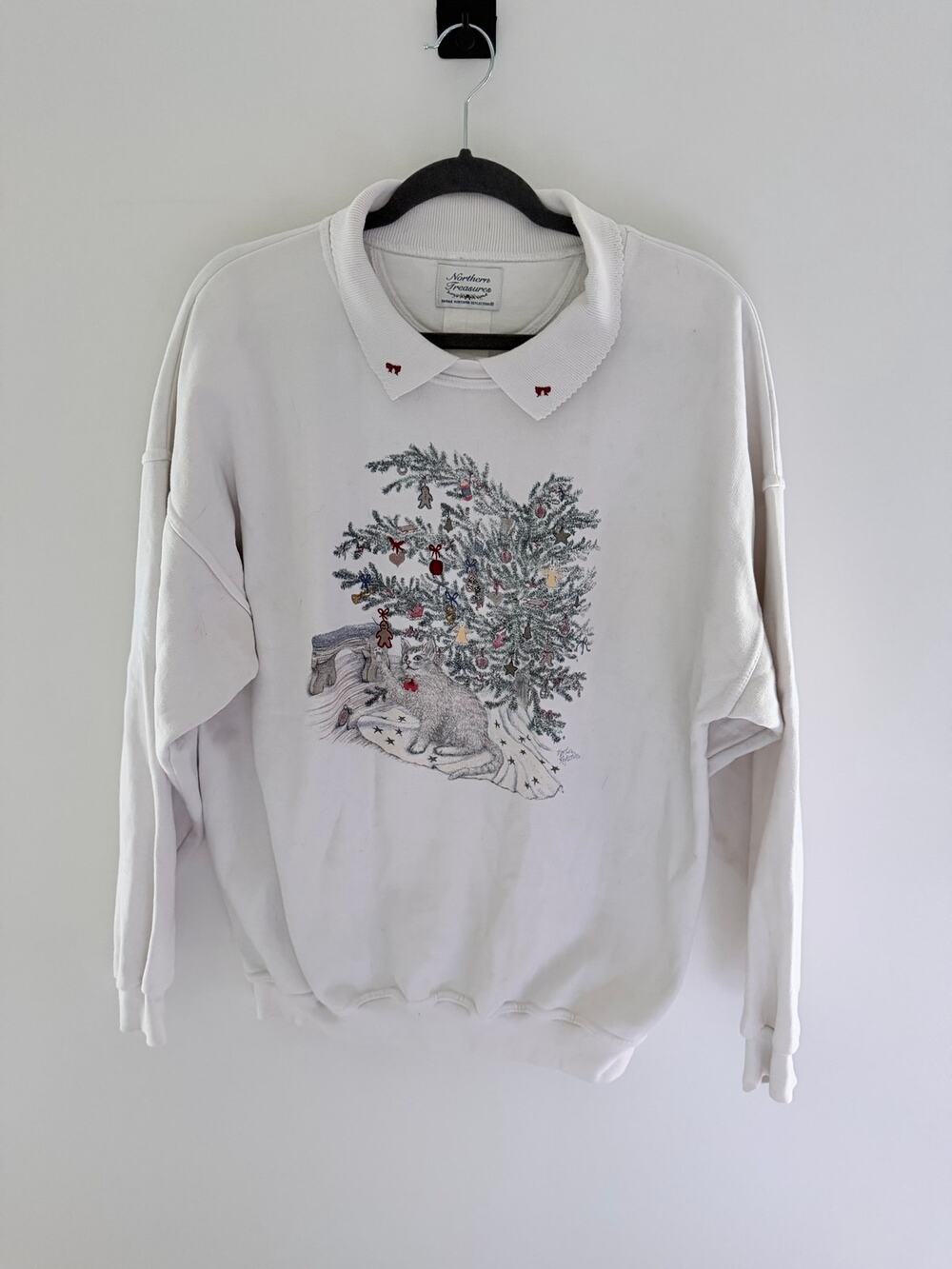 Vintage Northern Treasure 90 White Cat Christmas Embroider Collar Sweater-Size L